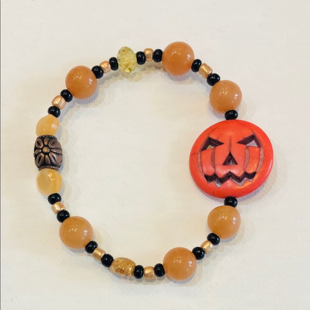 🍁Fun festive bracelet